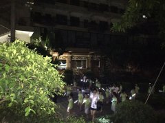 踏破黑暗，守護(hù)部落The Amazon Jungle Morning 