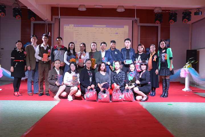 精彩回顧 | 遠(yuǎn)恒佳人齊相聚，歡樂笑聲共一堂——少年宮頒獎(jiǎng)晚會(huì)