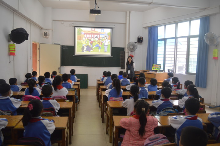 友善校園 向欺凌Say No ——標(biāo)尚學(xué)校舉行拒絕校園欺凌共建平安校園主題班會活動(dòng)