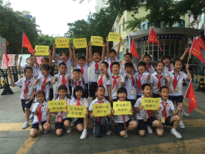 別開生面：安全兒歌記心間，安全行走我能行——小學部別開生面的安全實踐活動課受歡迎