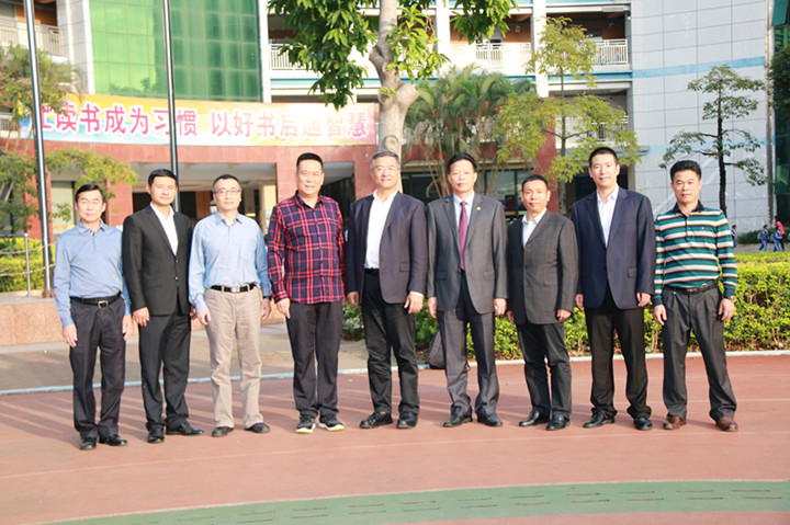 北京語(yǔ)言大學(xué)領(lǐng)導(dǎo)專家來(lái)集團(tuán)考察， 攜手共進(jìn)，創(chuàng)辦一流的高端國(guó)際教育 