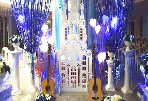 遠(yuǎn)恒佳國際教育城期末展演“蛻變、成長”