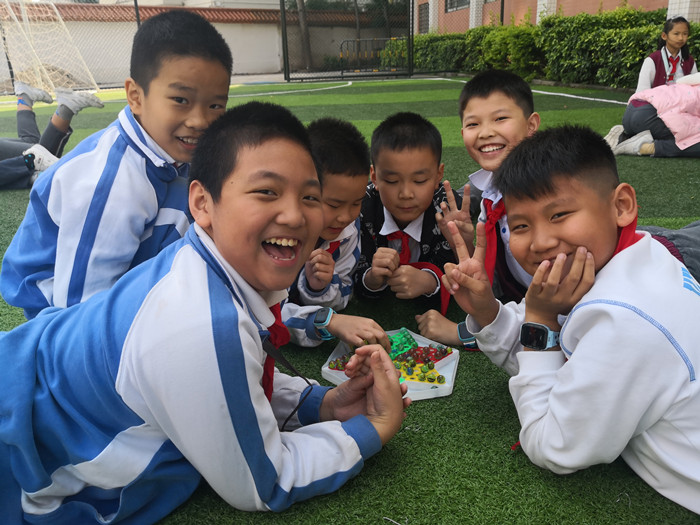 奇妙、快樂(lè)、創(chuàng)新——小學(xué)部“玩轉(zhuǎn)數(shù)學(xué)”活動(dòng)周拓展學(xué)生思維創(chuàng)造力